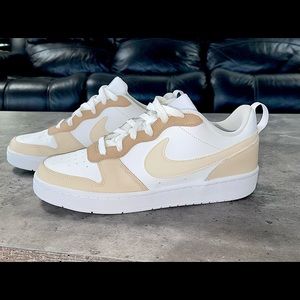 Nike Court Borough Low sneakers